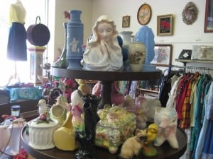 News 27 tchotchke