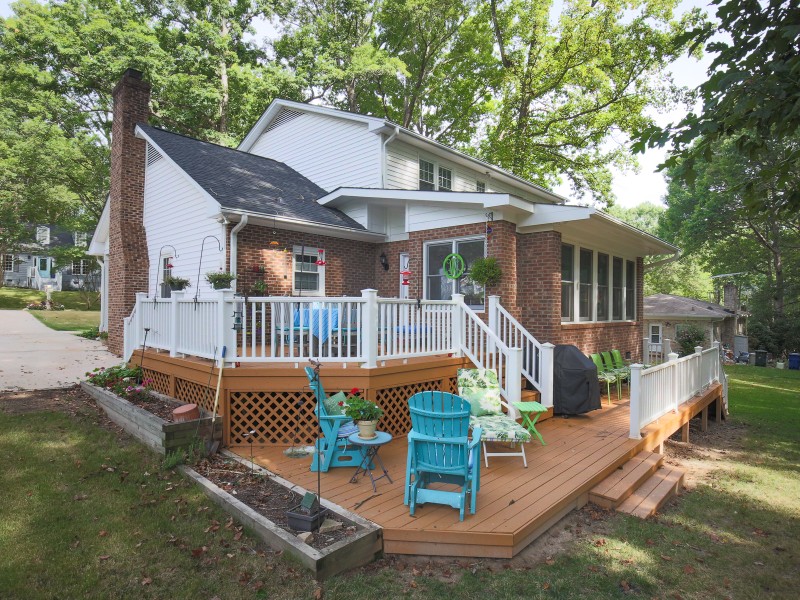 054_5500_knollwood_rd_back_deck 054_5500_knollwood_rd_back_deck