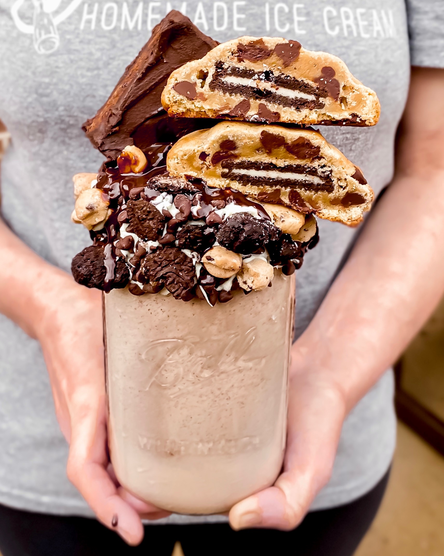 Andias Ice Cream brookie monster shake