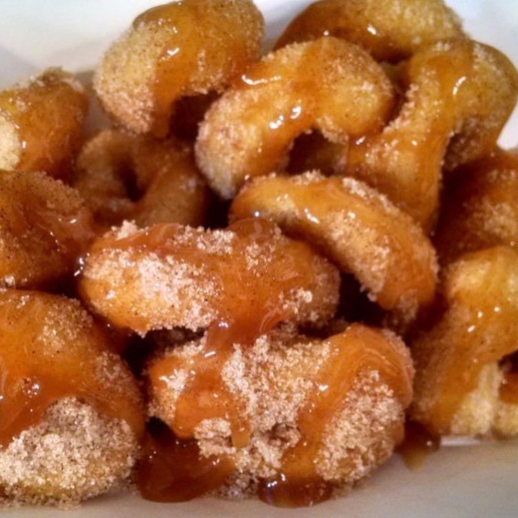 Dusty Donuts Dusty Donuts