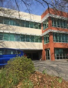 NWOffice01 400x516 1