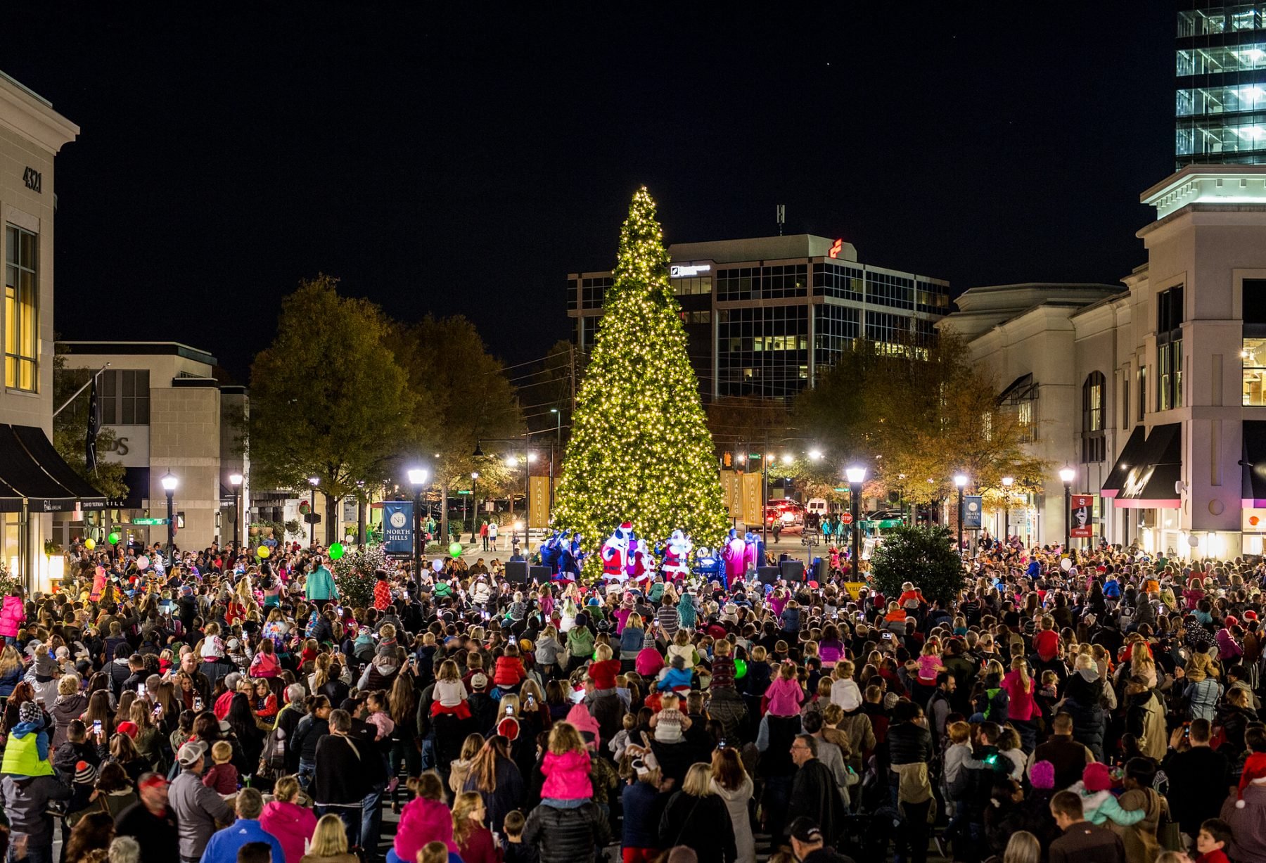 News 25 North Hills Tree Lighting