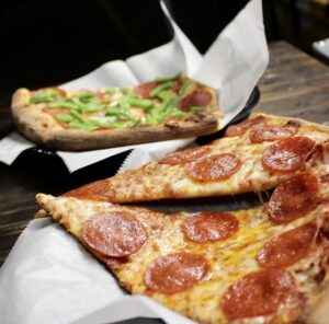 Vics Pizza Truck